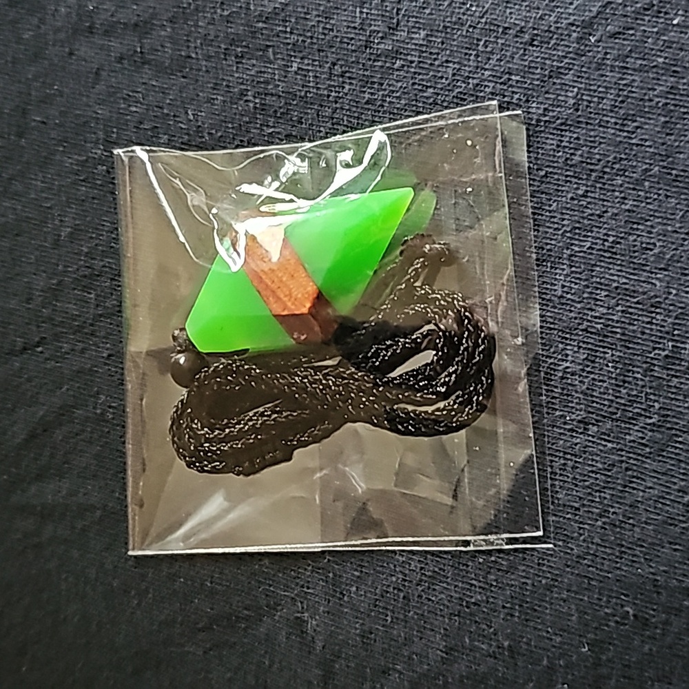 3 necklace's lot